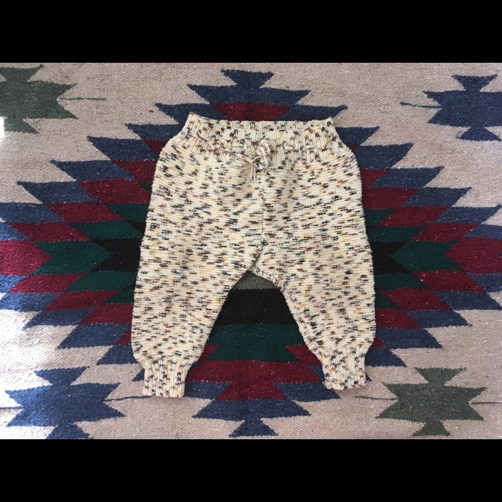 Insanely adorable hand knit baby joggers